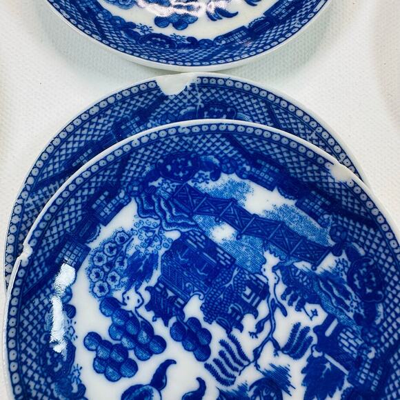 Vintage 1940’s Blue Willow Child’s Tea Set - Picture 9 of 10